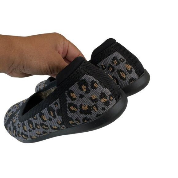Clarks Womens Knit Leopard Print Ballet Flats Size 8.5W Black/Gray Slip-On Shoes - Picture 4 of 12